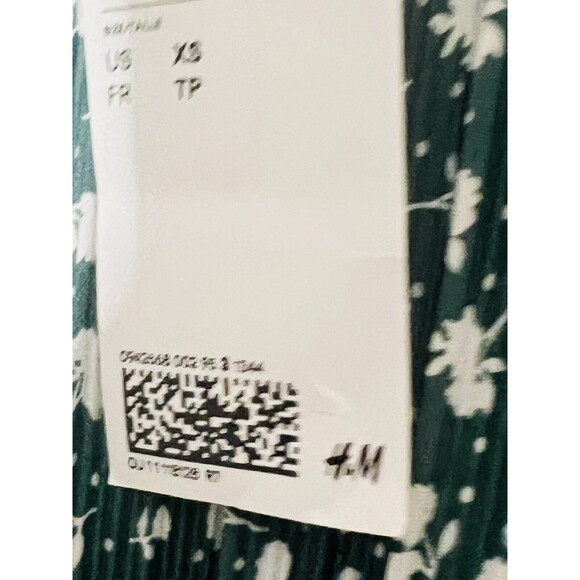 Divided By H&M Womens A Line Dress Green Floral Tired Layer Keyhole XS New - Picture 6 of 11